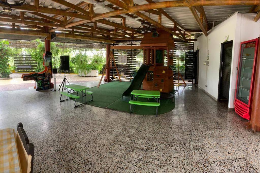 Hotel Chicala Salgar Puerto Salgar Ngoại thất bức ảnh